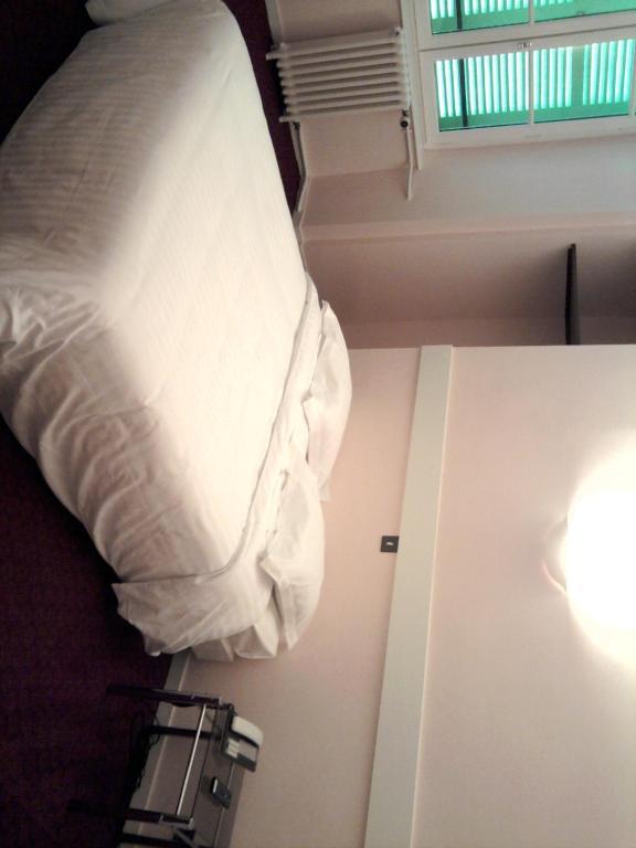 Le Central By Santat ! Bellac Habitación foto